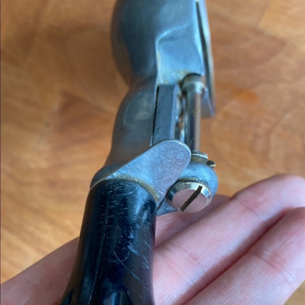 Vintage Peerless Metal Ice Cream Scoop with Black Handle